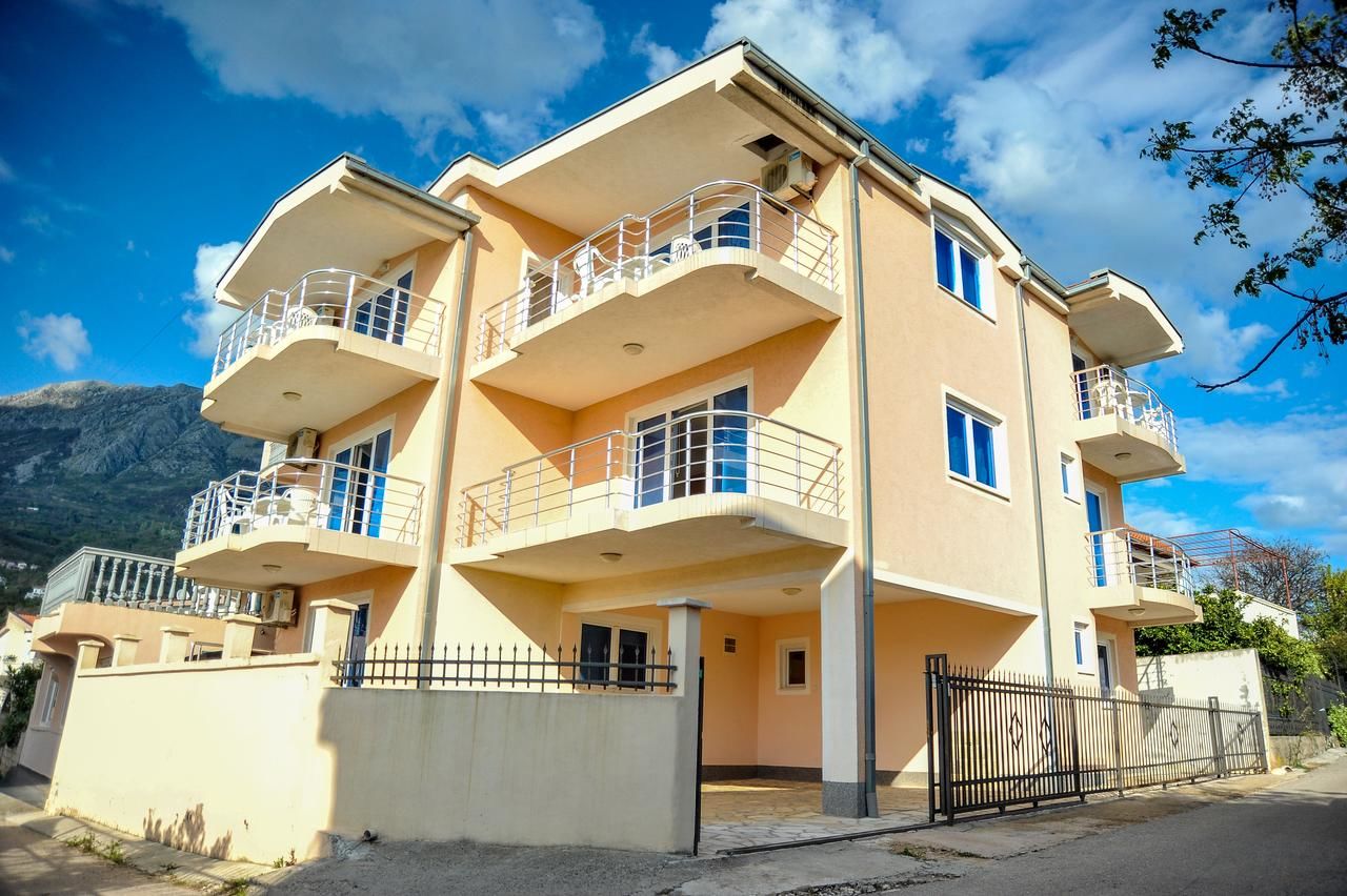 Апартаменты Apartments Dado Добра-Вода-4