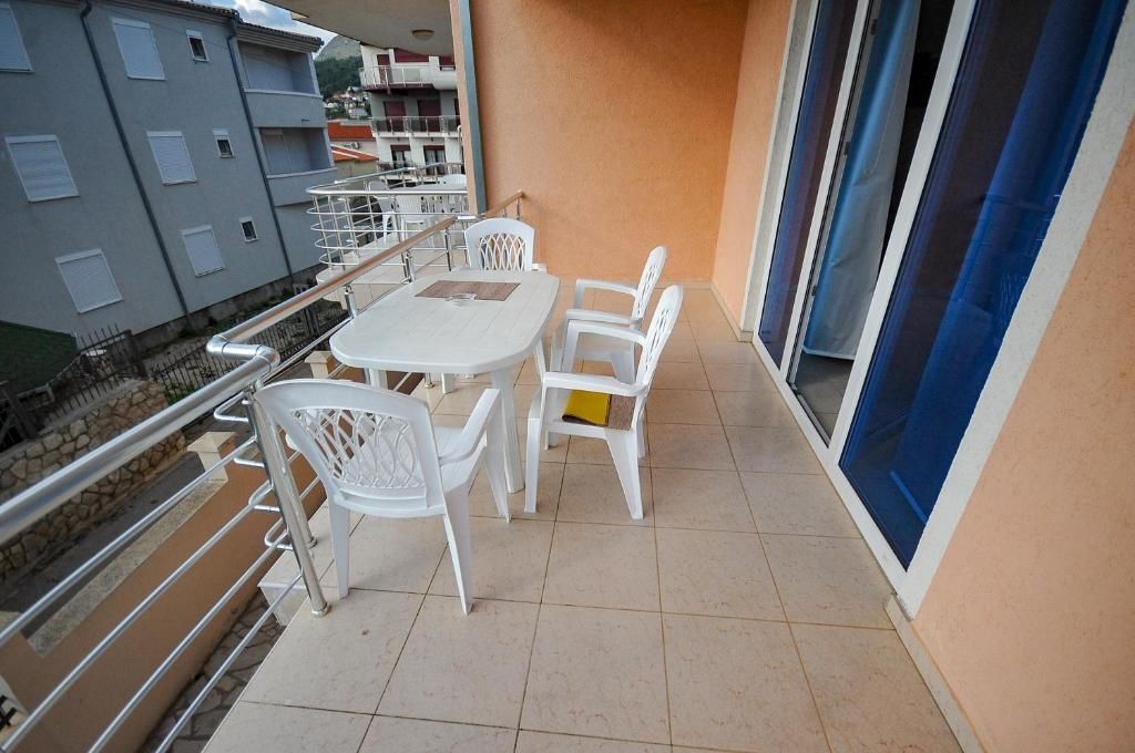 Апартаменты Apartments Dado Добра-Вода