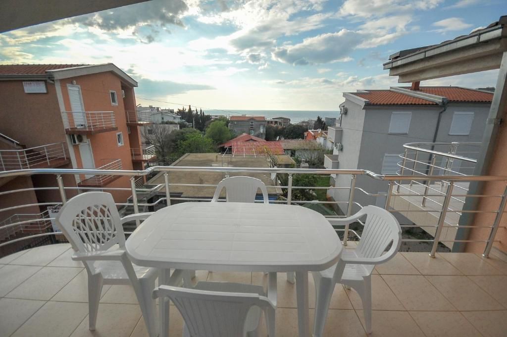 Апартаменты Apartments Dado Добра-Вода